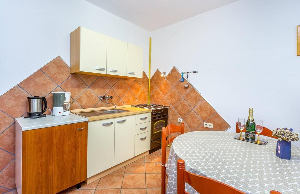 Apartments Dragica Valbandon Ngoại thất bức ảnh