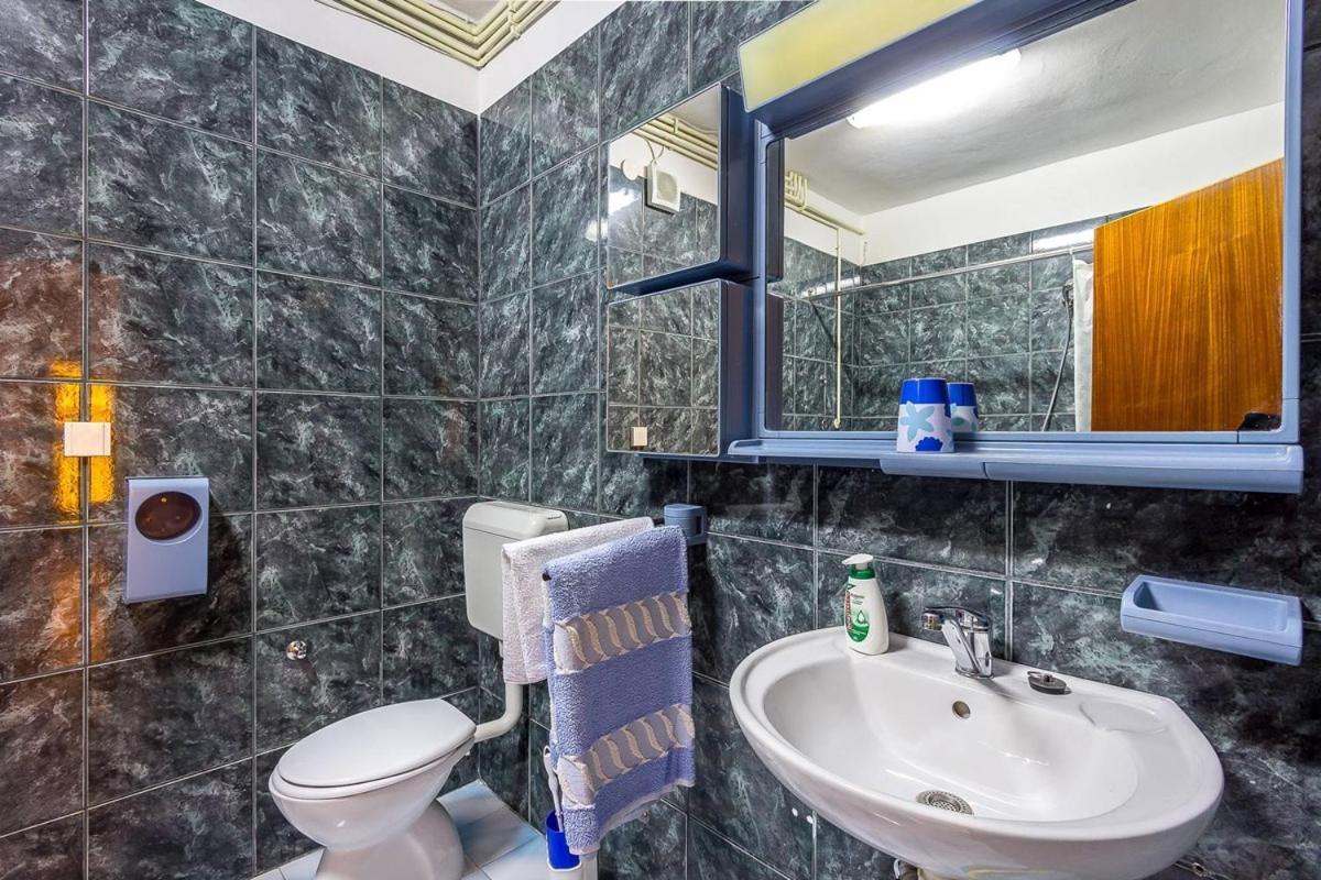 Apartments Dragica Valbandon Ngoại thất bức ảnh